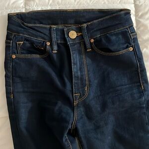 BDG 24W Twig High Rise Dark Blue Skinny Jean